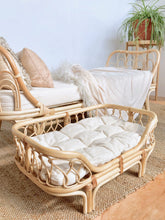 Load image into Gallery viewer, Eleanor Rattan Pet Bed - HAWAII PRE-ORDER Pet Bed Picnic Imports