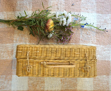 Load image into Gallery viewer, Rectangular Wicker Case
